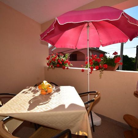 Apartment Smokrovic สตารีกราด-ปาเคลนีซา ภายนอก รูปภาพ