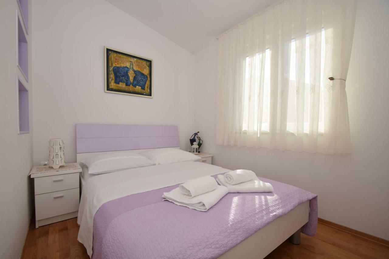 Apartment Smokrovic สตารีกราด-ปาเคลนีซา ภายนอก รูปภาพ