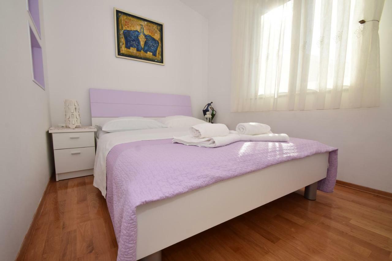 Apartment Smokrovic สตารีกราด-ปาเคลนีซา ภายนอก รูปภาพ